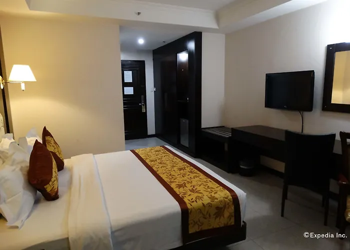 Lido De Paris Hotel 4*