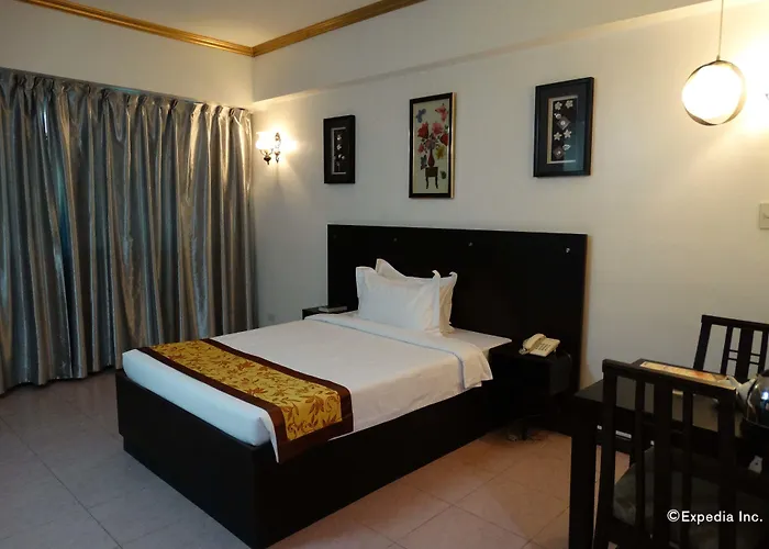 Lido De Paris 4* Manila